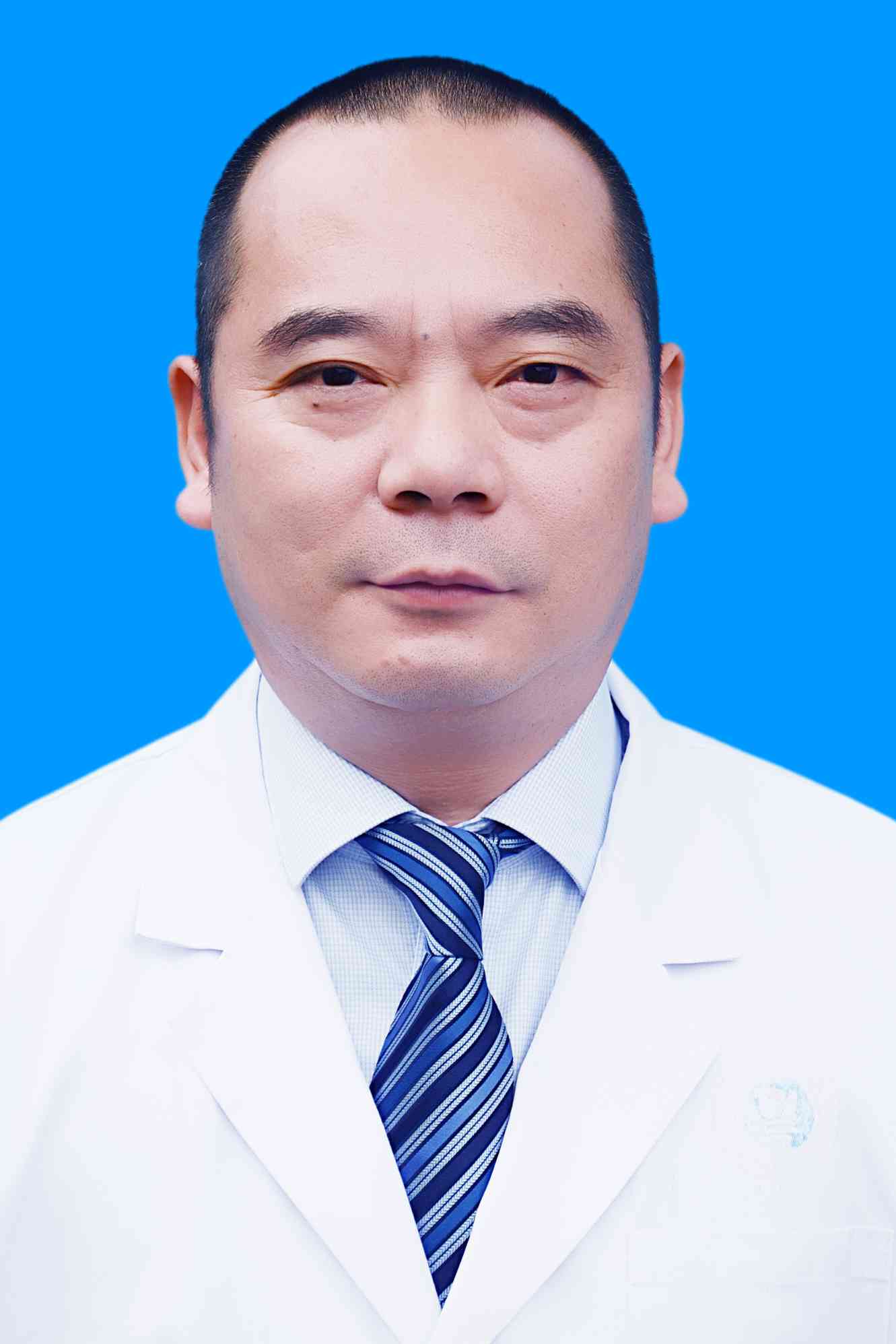 医院证件照(1).jpg 医院证件照(1).jpg