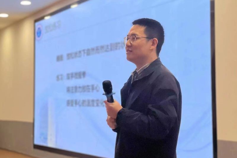 雷天语下午.jpg 雷天语下午.jpg