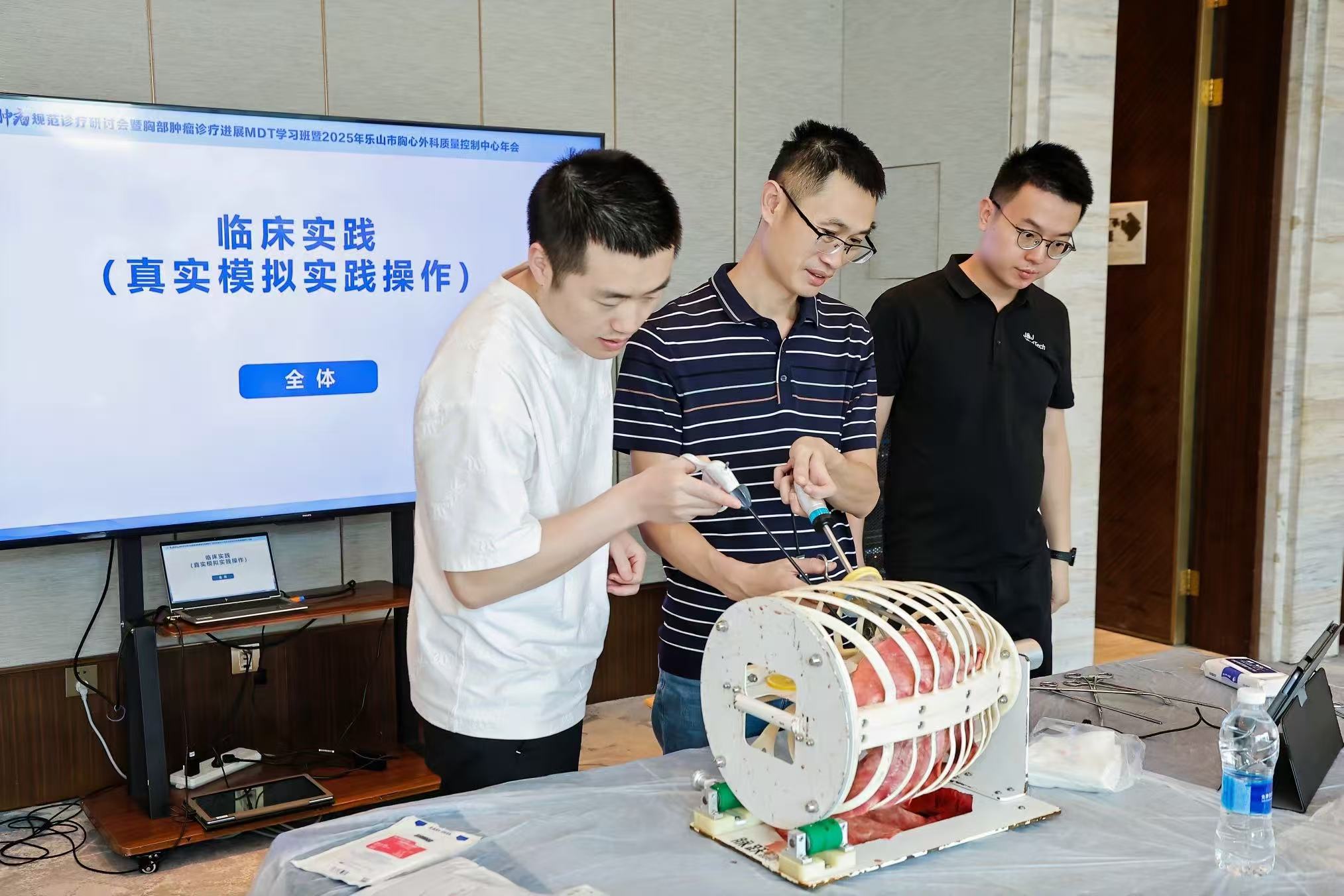 d5e3aa58f1d0b449309f5093916ded95.jpg d5e3aa58f1d0b449309f5093916ded95.jpg